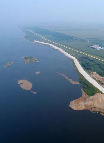 黑龍江干流堤防先後參與了黑龍江干流堤防,黃河干流堤防,雄安新區南