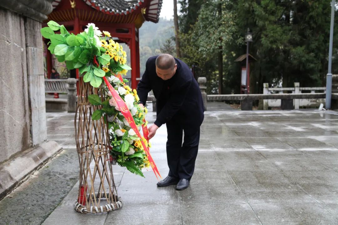 【教育整顿】古丈法院赴塔卧开展"践行初心使命 传承红色基因"主题