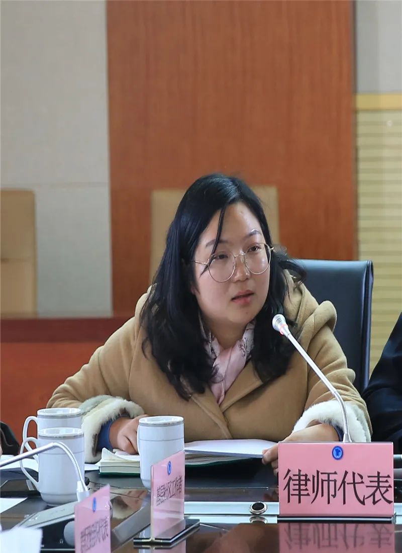 教育整顿开门纳谏安宁法院召开政法队伍教育整顿征求意见建议座谈会