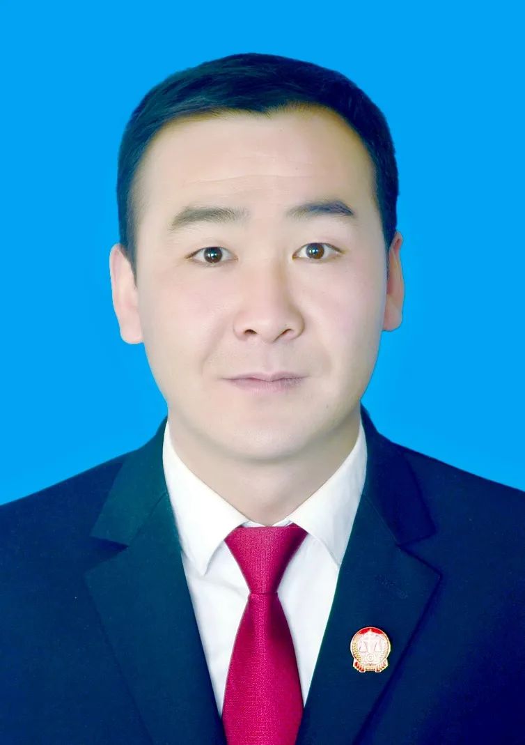 机关党支部景利军:"这个对比观看影片,让我感触颇深.