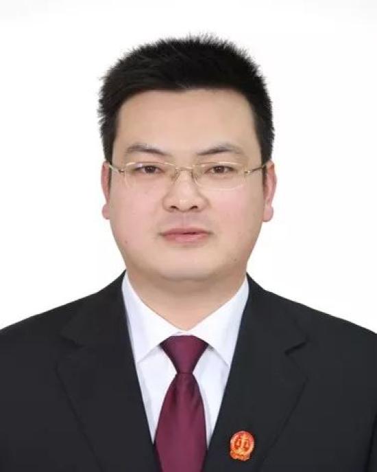 教育整顿英模教育一席清风追记席伟