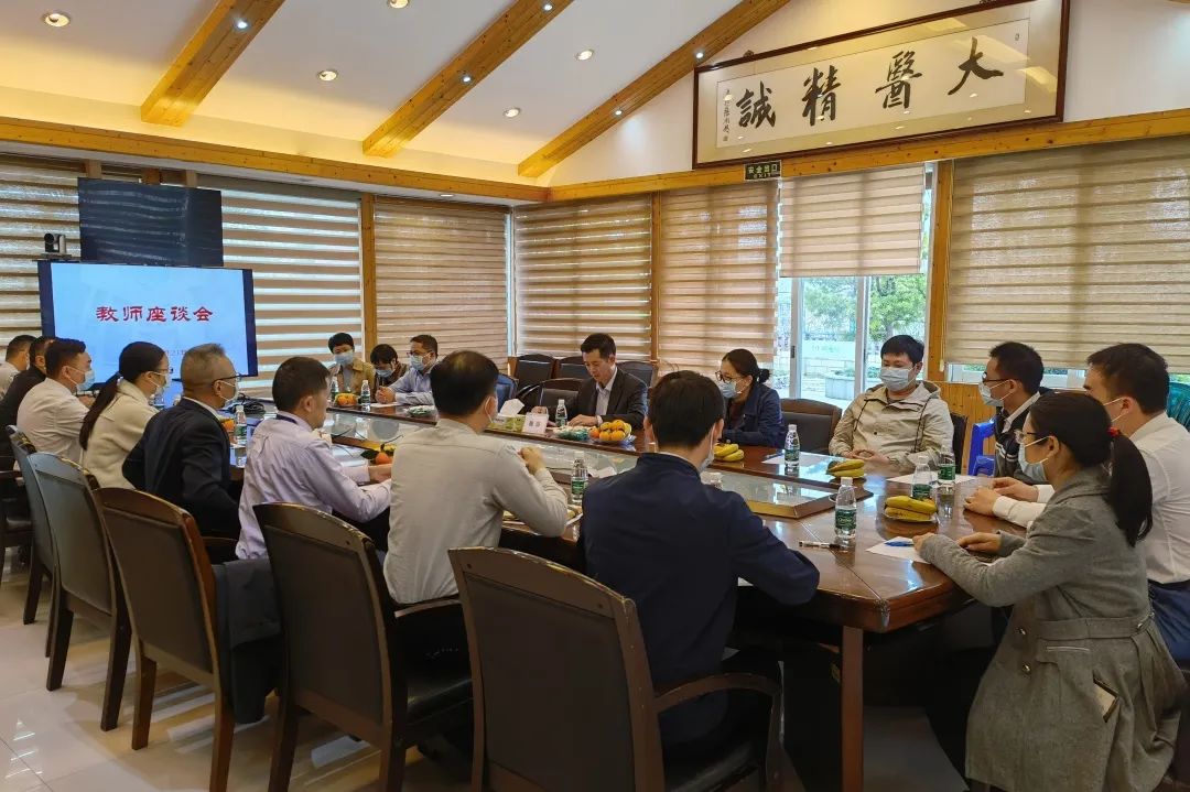 禅城区卫生健康局黄明强副局长表示,禅医应当以复评