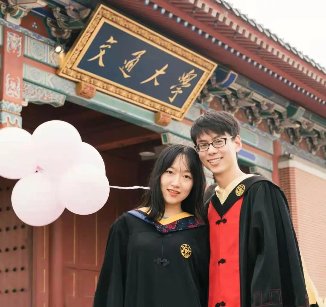 研究生毕业季你的毕业照教程已送达请查收