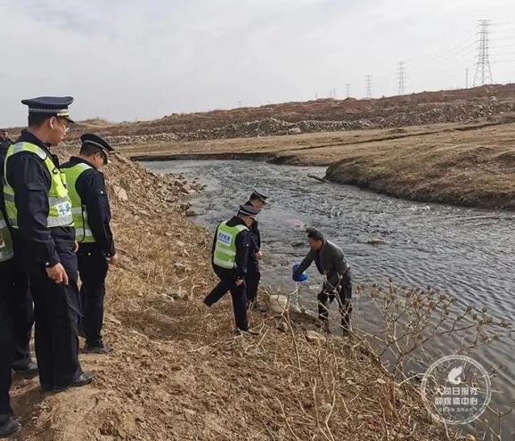 红虫捕捞设备图片