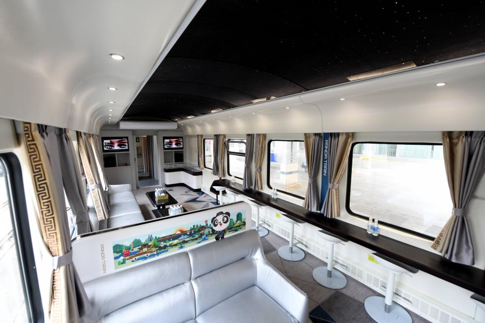 国内顶级旅游专列来了有私人管家和特级软卧的那种