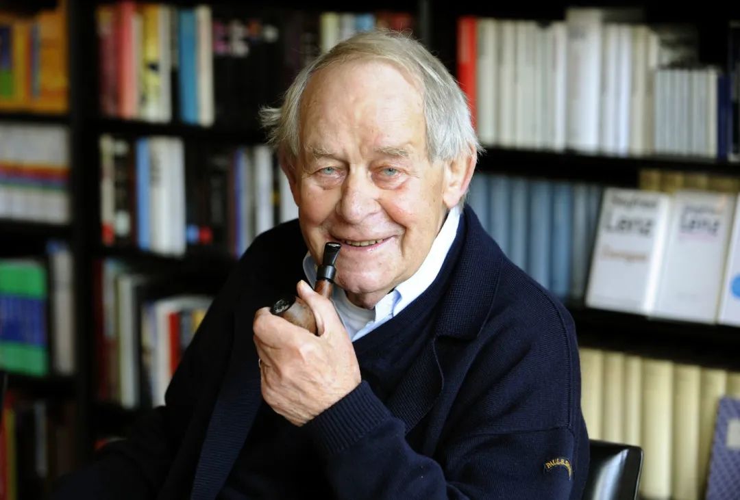 纪念作家西格弗里德伦茨守护民族心灵唯有凝聚