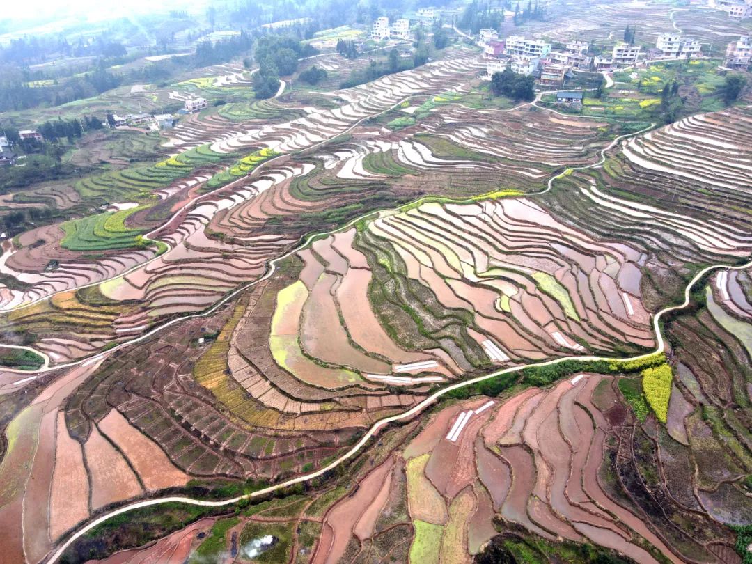 昭通盐津春耕梯田美如画卷
