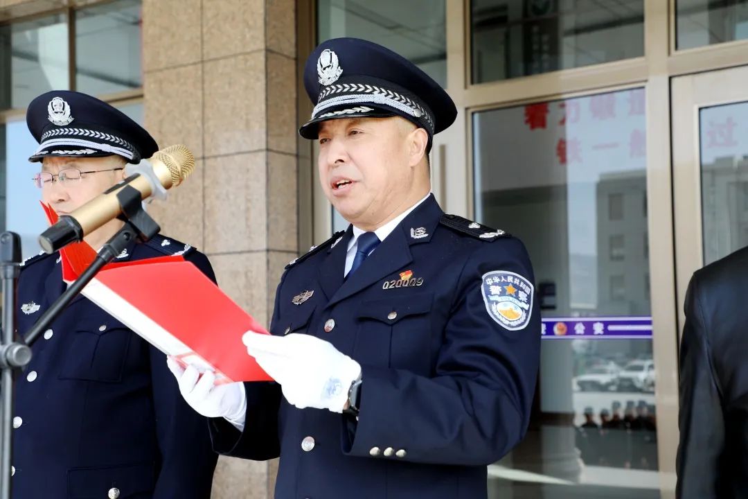 李世和代表市局党委慰问讲话