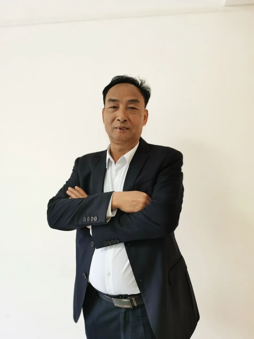 岳麓楷模谢建良吃苦吃亏是他的人生格言