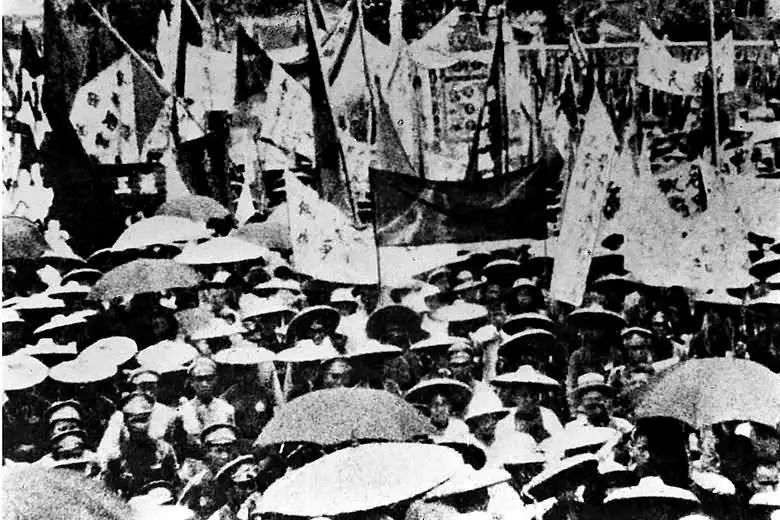 队伍教育整顿专刊十三在不断探索中成长回顾国民革命