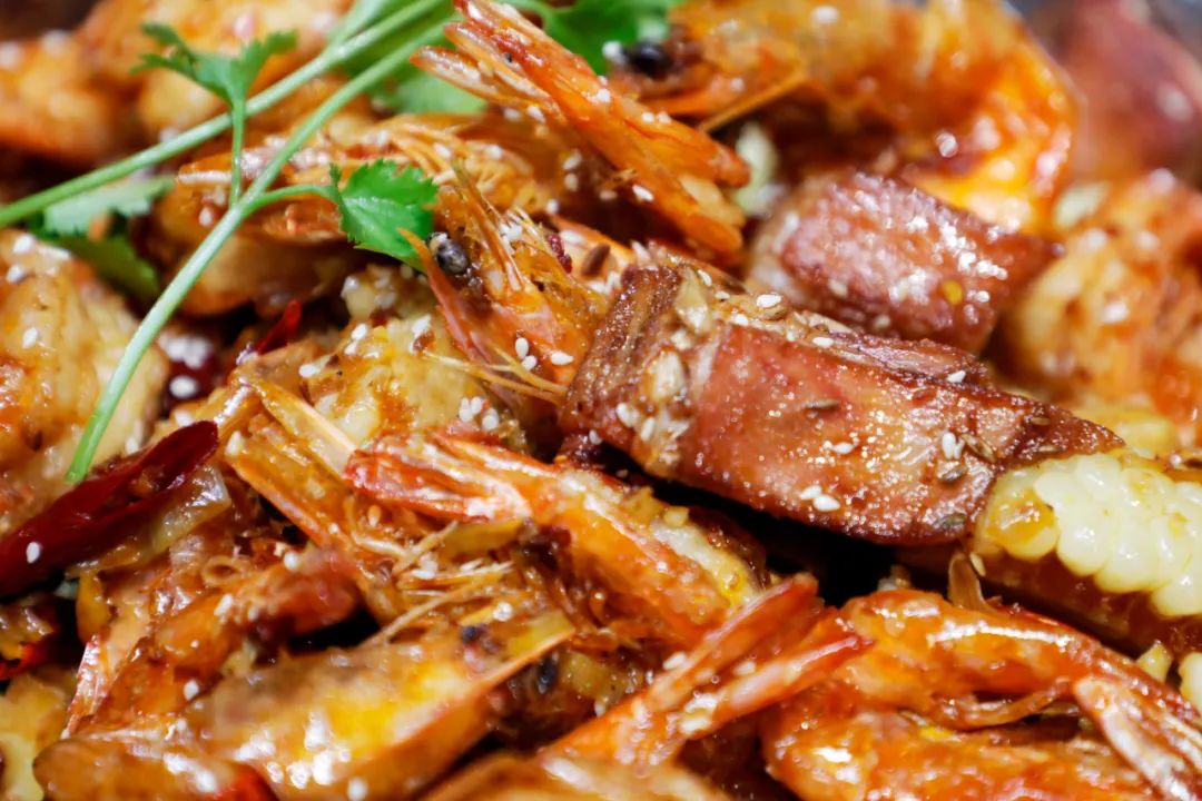 霸气1折吃火锅潍坊第①家羊排大虾渔锅店来了去的人都赚大了