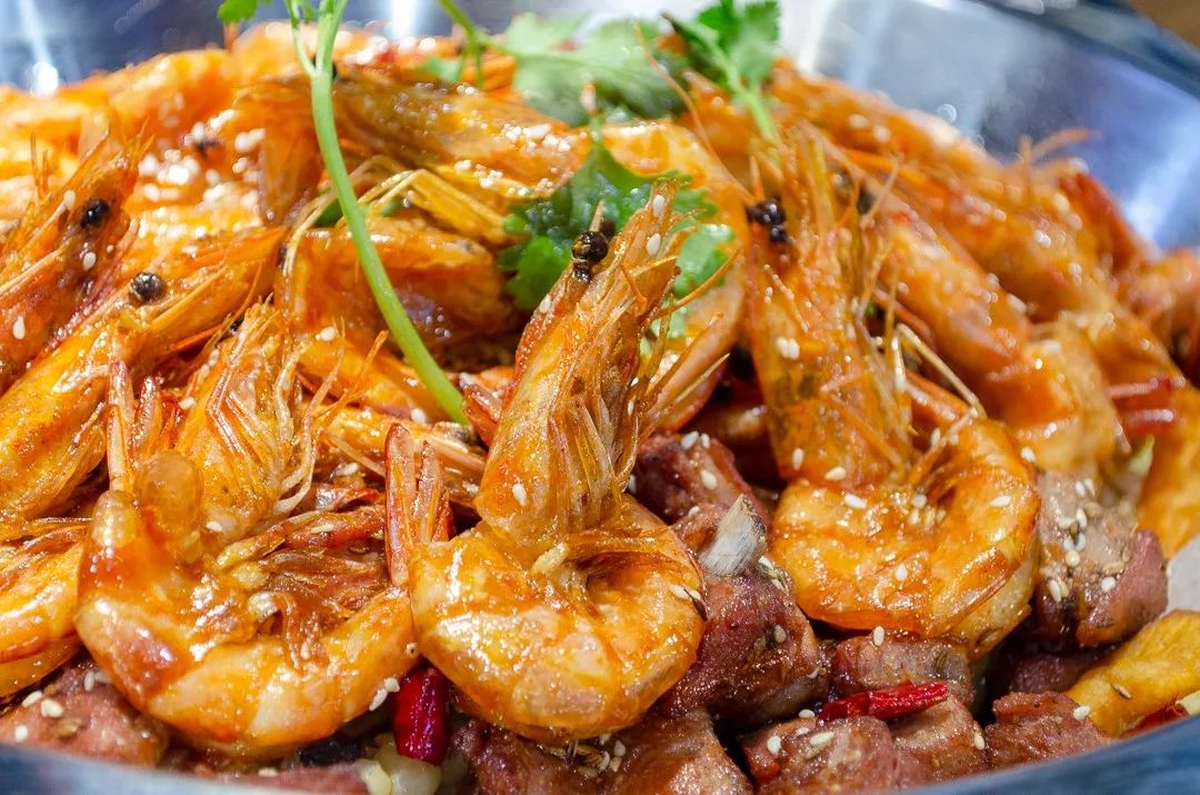 霸气1折吃火锅潍坊第①家羊排大虾渔锅店来了去的人都赚大了