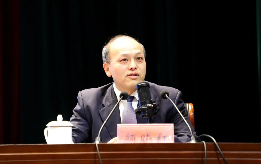 颜晓红在讲座中从全球新冠疫情给世界减贫事业带来的挑战入手,深入浅