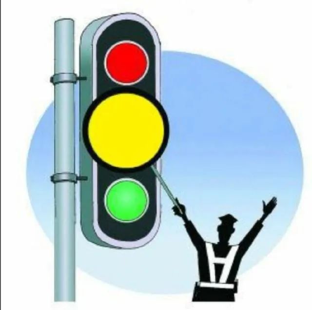 你知道闯黄灯的危害吗?驾驶汽车必须养成好习惯!