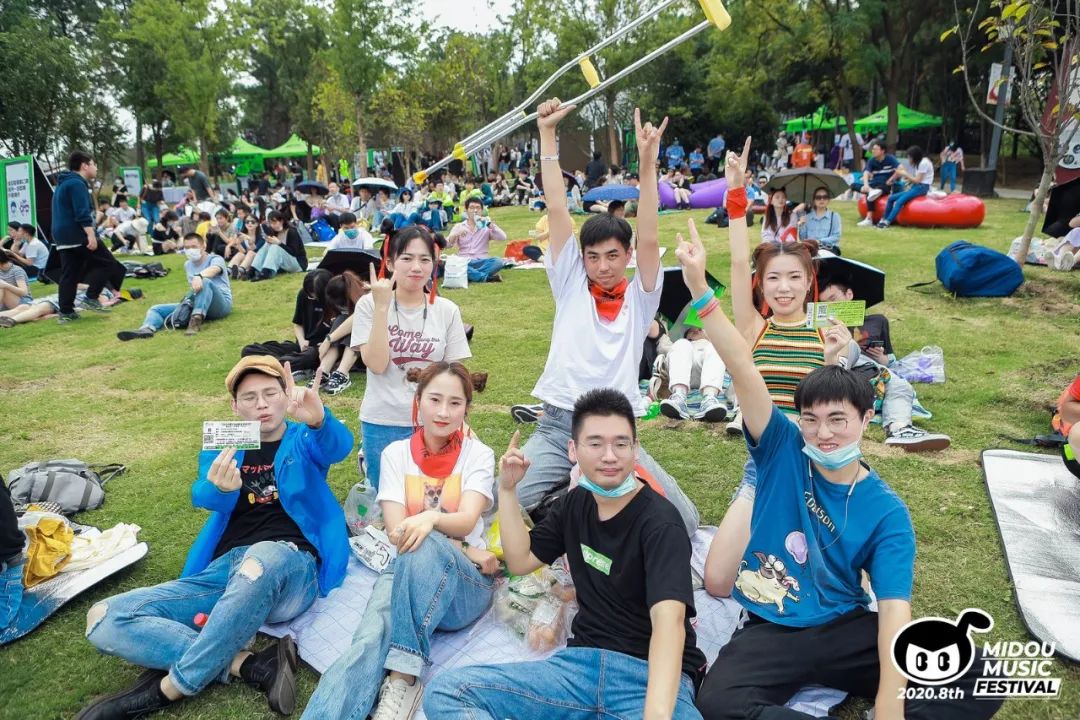 咪豆音乐节志愿者图片