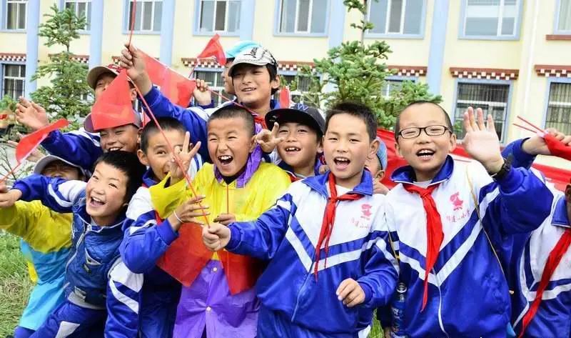 你笑起来真好看百张笑脸迎百年活动开始啦