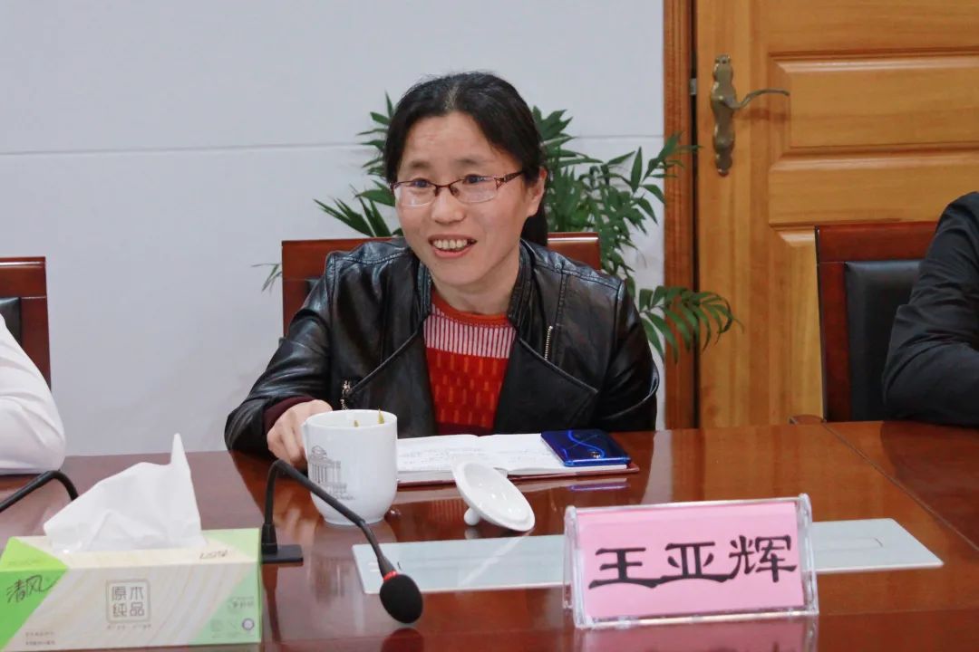 王亚辉区人大代表,人民陪审员鼓励当事人提高参与诉前调解的积极性