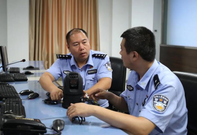 榜样·英模教育|王东岳:光影世界里的"幕后"侦查员