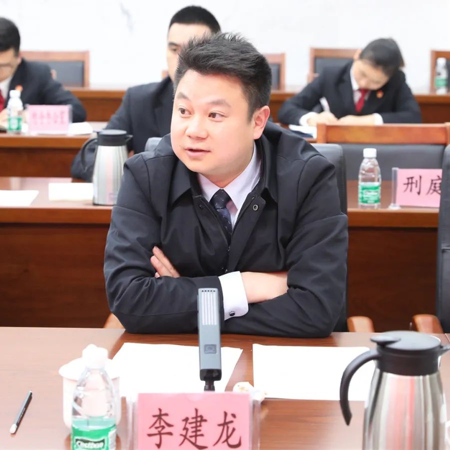 队伍教育整顿开门搞整顿充分征求各方意见建议巫溪法院