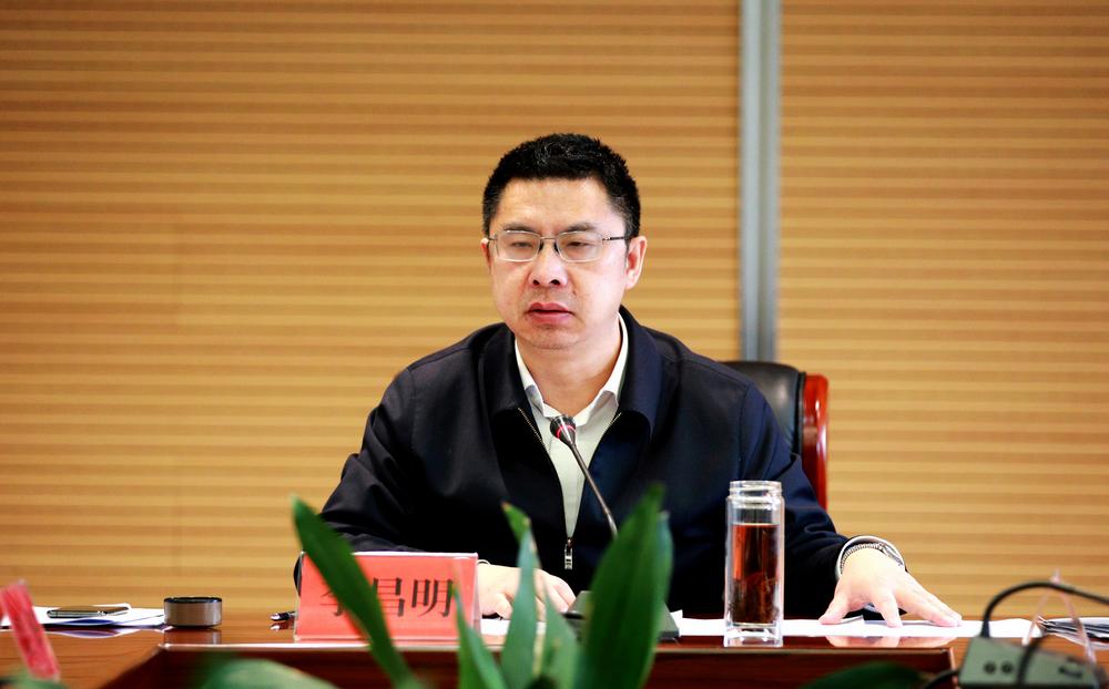 县委常委,常务副县长祁晋,县委常委姜华出席.