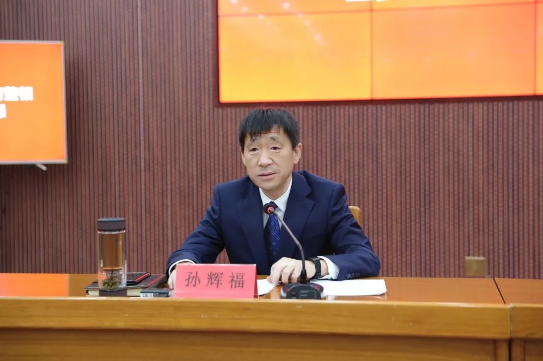 锻造政法铁军听路南区委书记讲党课