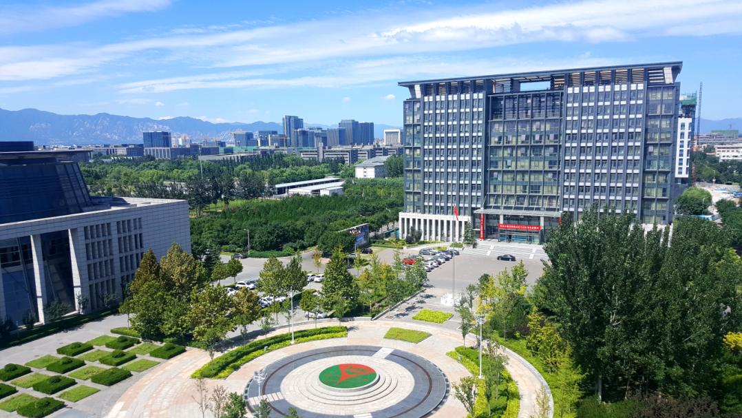 中国航天员中心,生日快乐!53年的每一步,都有党的光辉照亮指引!