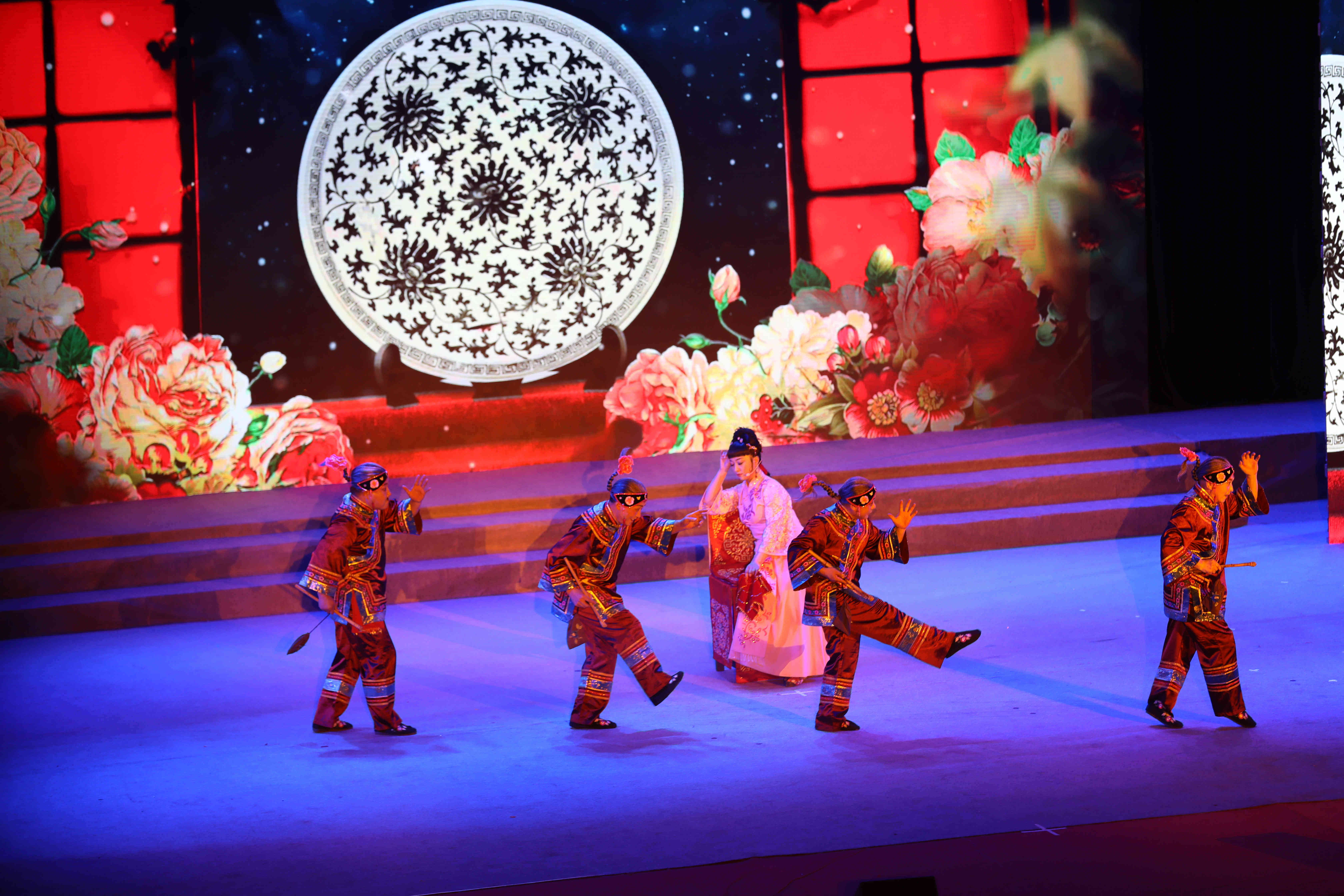 戏曲沁源秧歌形成于抗日战争时期的歌舞小戏