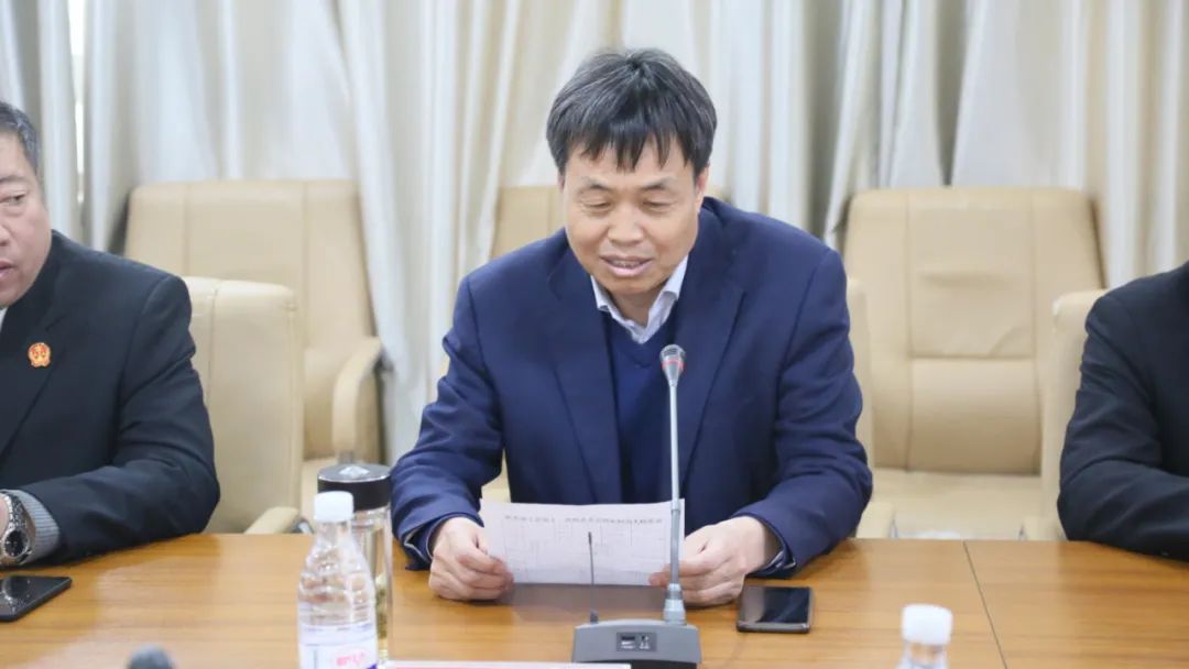 民营企业家代表参会,该院党组书记,院长赵文超,副院长齐献学,姚志强