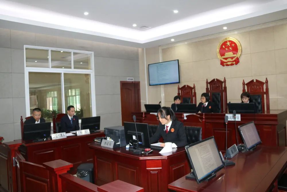 先进典型▏何荣香立足平凡岗位致力群众满意