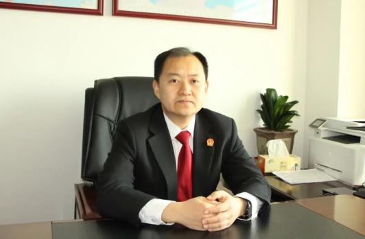 加强社会治理,建设平安乳山长安乳山