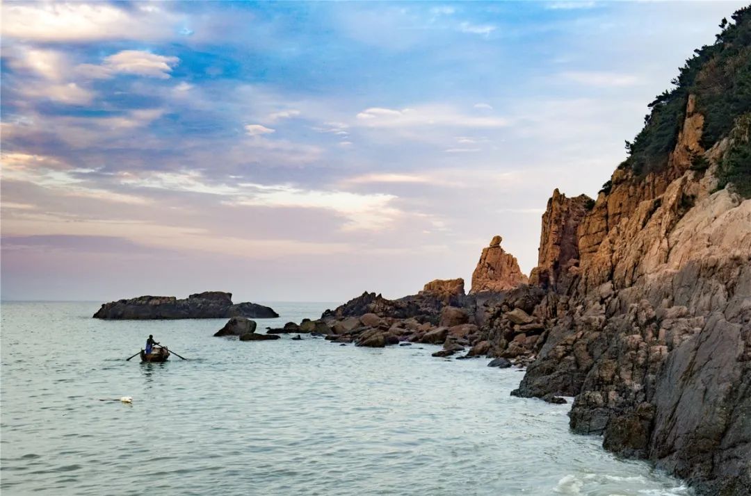 "(大小门港区,状元岙港区)"两镇"(海霞小镇,同心小镇)"两区"(霓屿片区