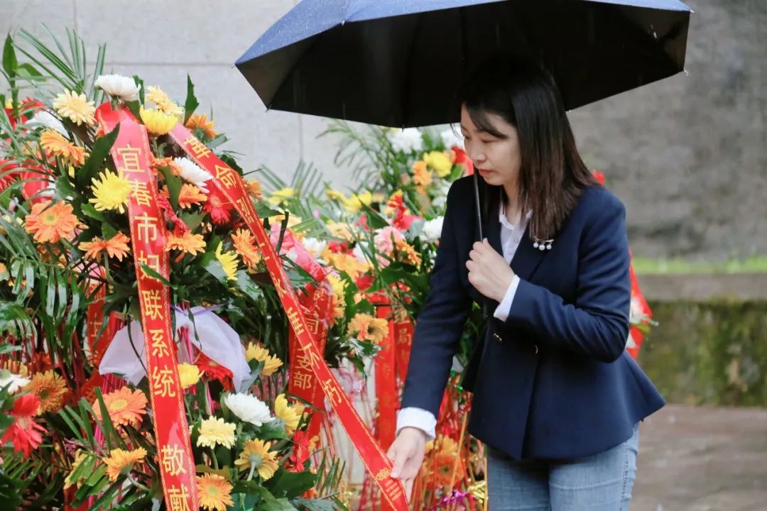 党史学习教育学党史祭英烈聚力量宜春市妇联系统走进铜鼓重温红色历史