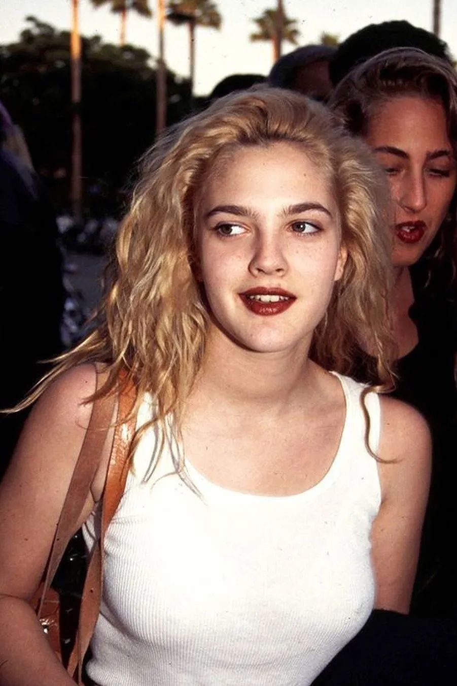 为什么我们总是怀念千禧年这群不完美女孩