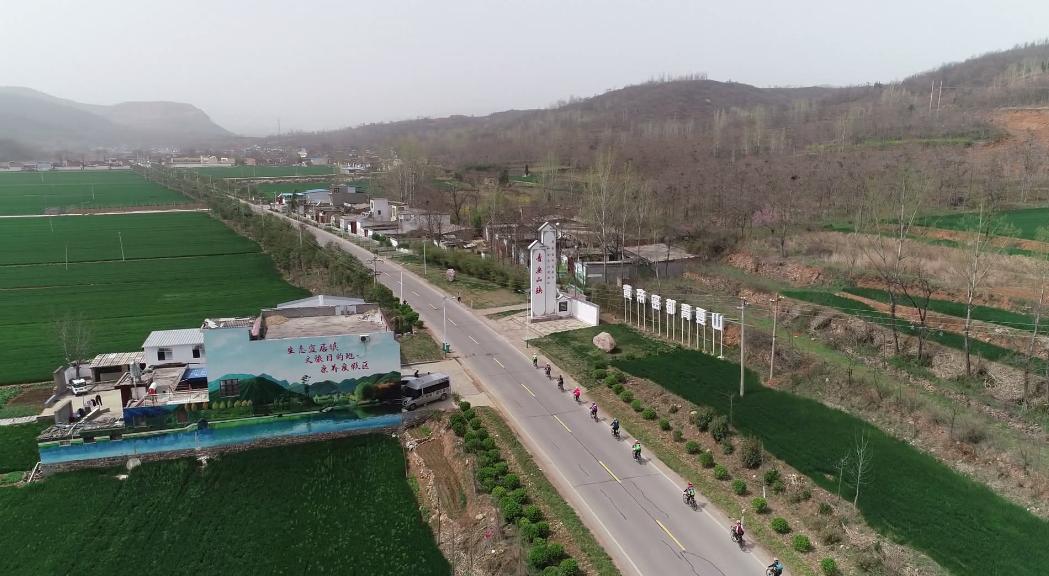 青要山镇第二届桃花节开幕