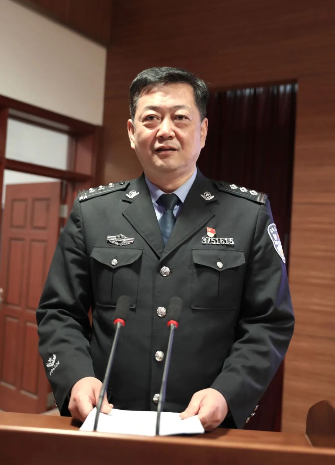 身边的榜样前行的力量济南监狱举办英模事迹报告会