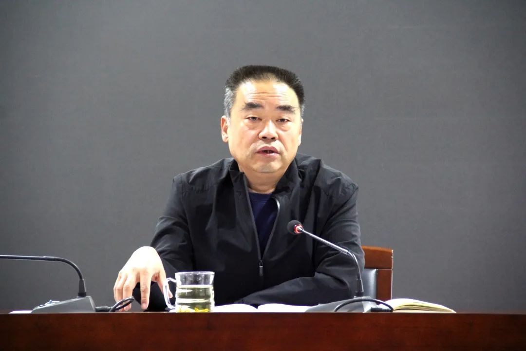 队伍教育整顿新区审判庭召开队伍教育整顿领导小组第四次扩大会议