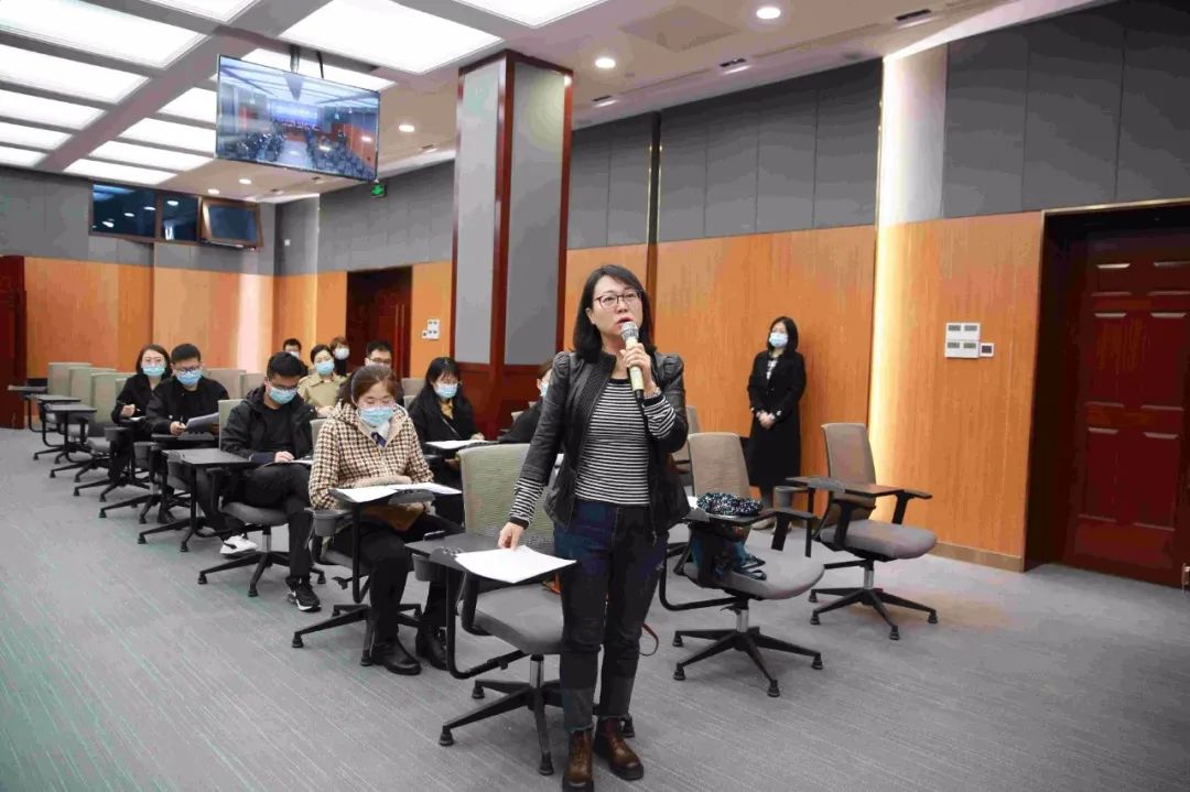 张家口市召开政法队伍教育整顿第一次新闻发布会