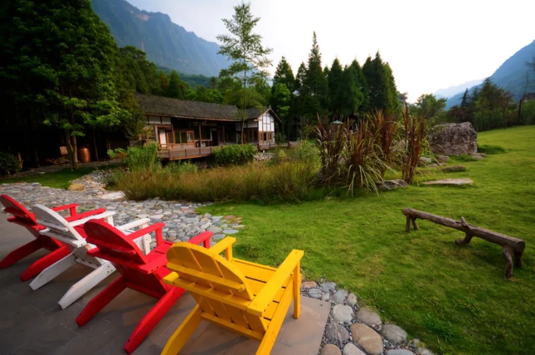 踏青赏花摘果采茶10条精品线路带你畅游川西林盘