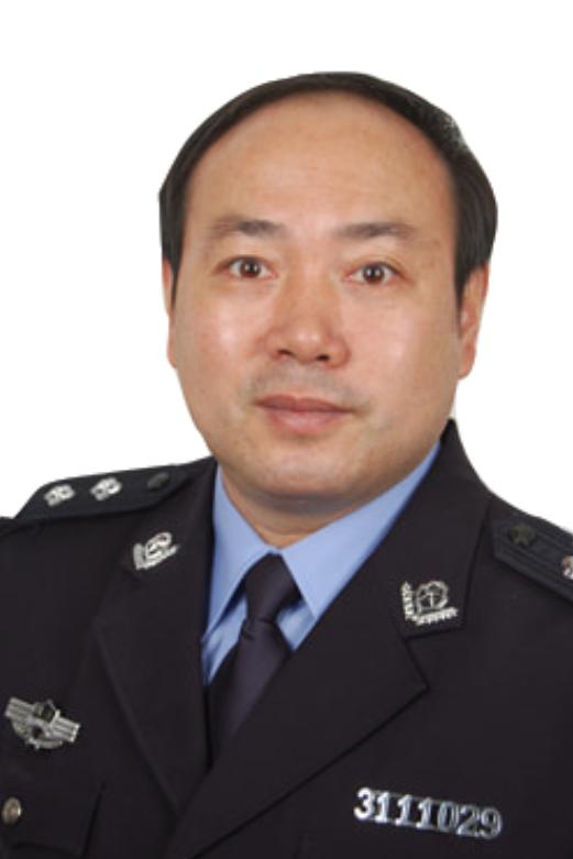 葛强,原上海市高境强制隔离戒毒所生活卫生科主任科员,1957年11月出生