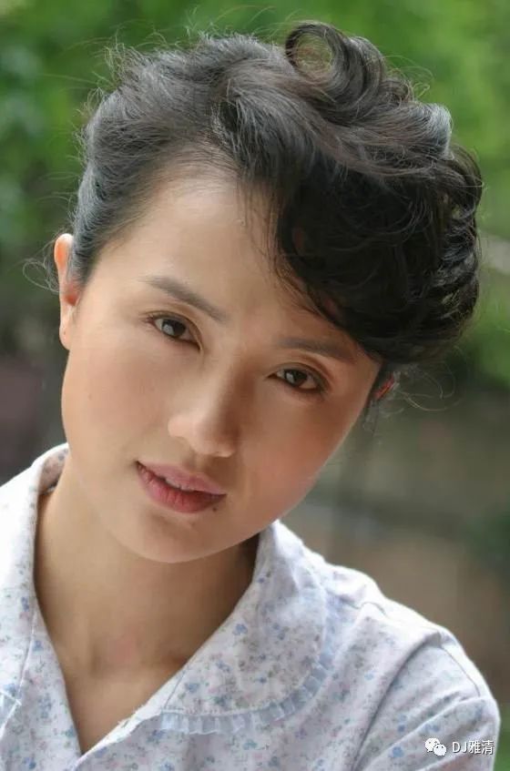 朱媛媛的"清醒",会让多少中年女明星感到"脸红"?