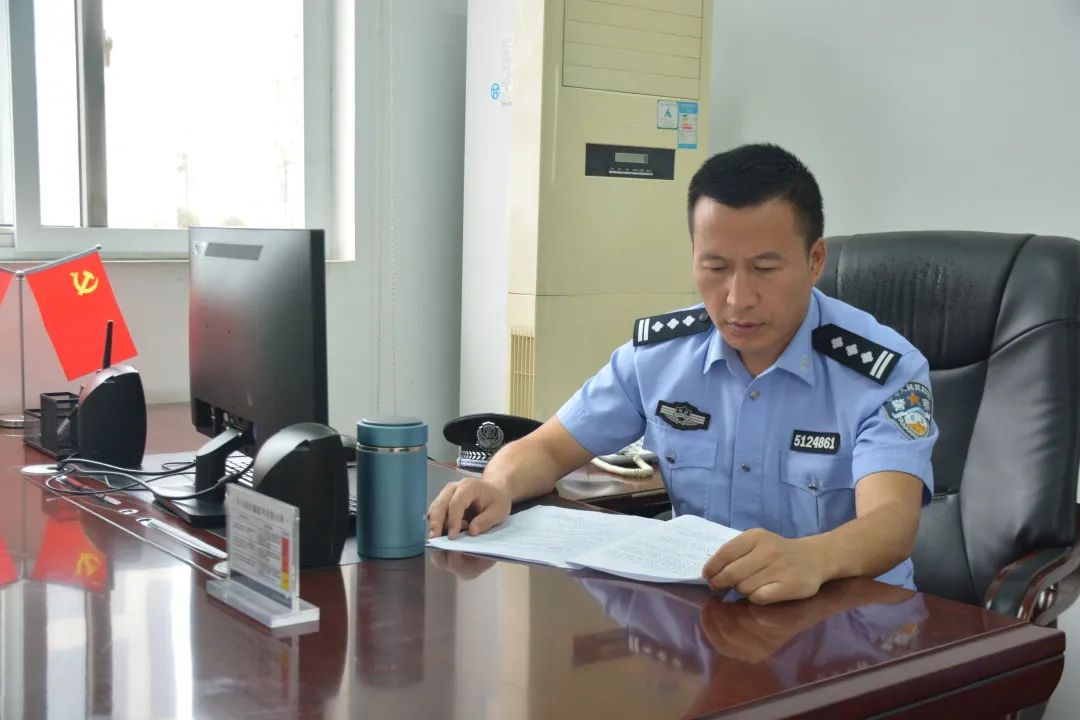 模范先锋丨王建世扎根基层的忠诚卫士