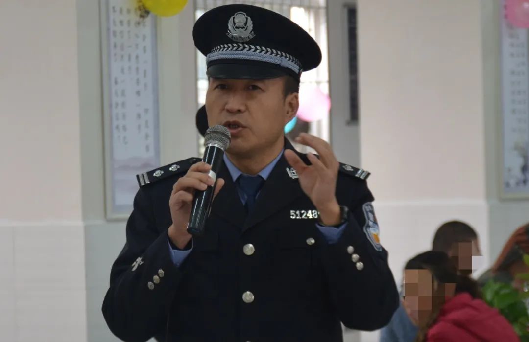 模范先锋丨王建世扎根基层的忠诚卫士