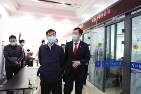 市委书记吕国华深入霍林郭勒市人民法院调研指导工作