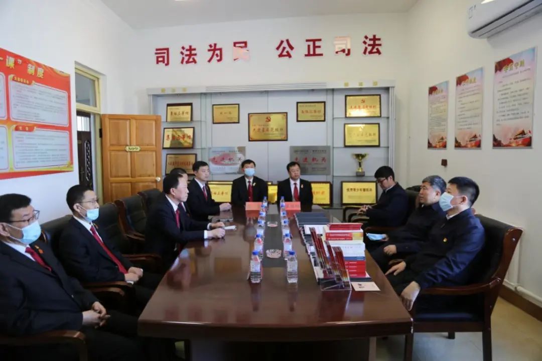 前郭县委常委,政法委书记周毅,县委办公室常务副主任刘铭参加调研.