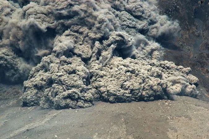火山碎屑流