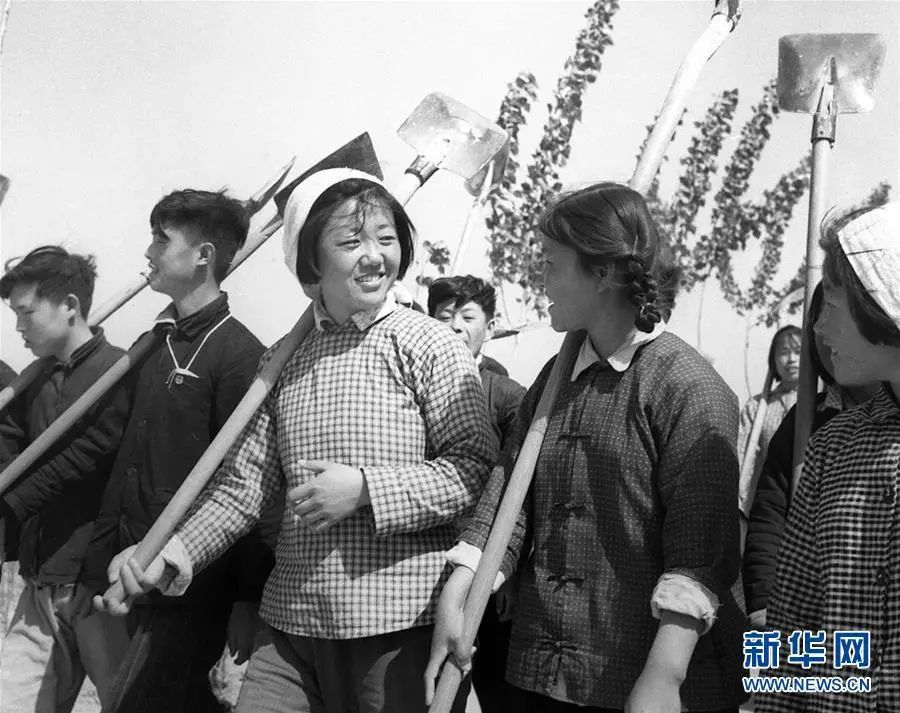 献礼建党百年讲燕赵巾帼英雄故事头扎白毛巾的女省委书记吕玉兰