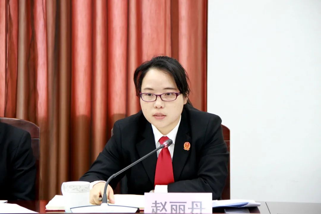 教育整顿扶上马送一程跟班找差有真章