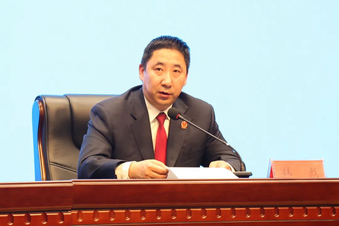 队伍教育整顿新区法院召开队伍教育整顿政治理论大讲堂