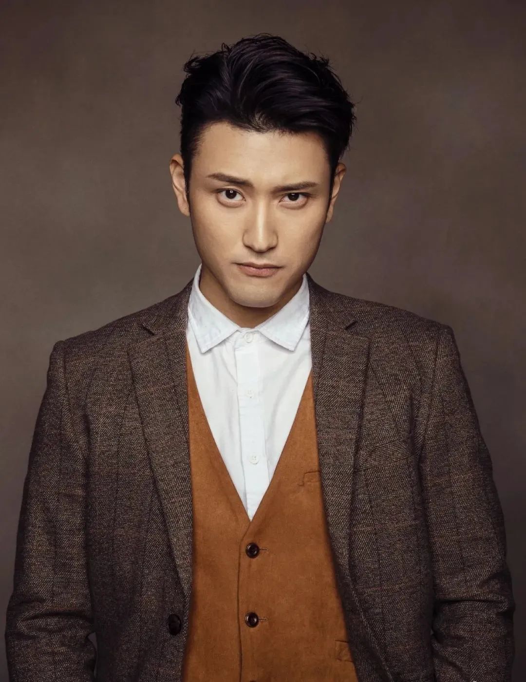 赵毅劼 饰 少爷·任邦德"我是一个文人.