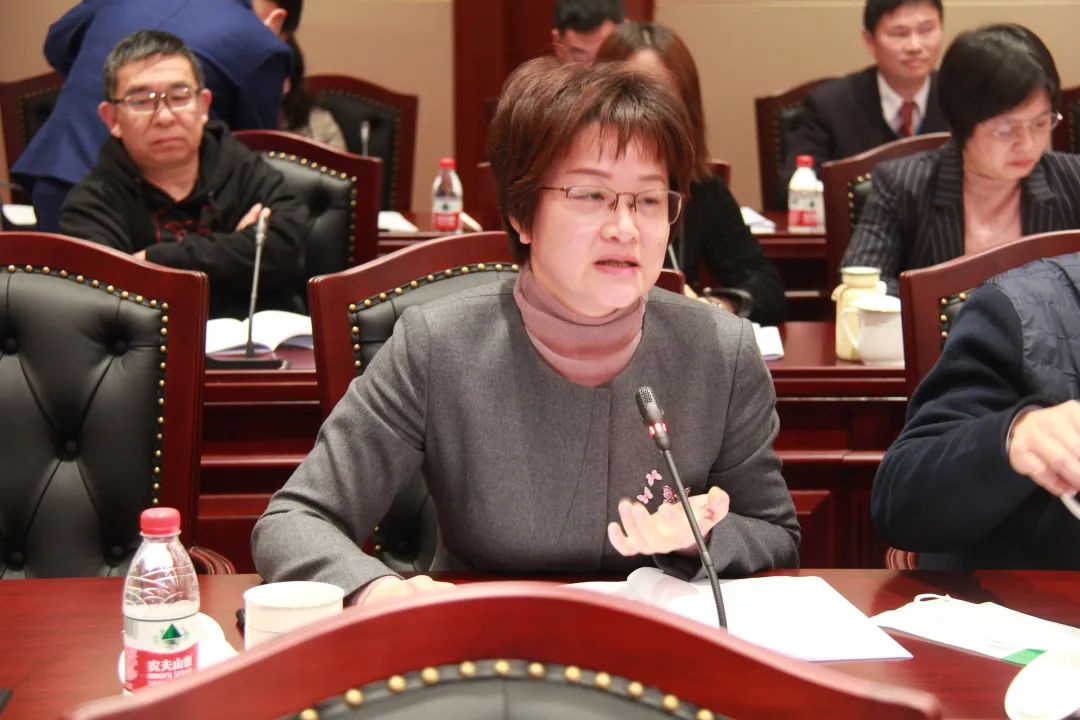 政协委员,工商联界别鲍春蕾建议形成浦东高科技系列展